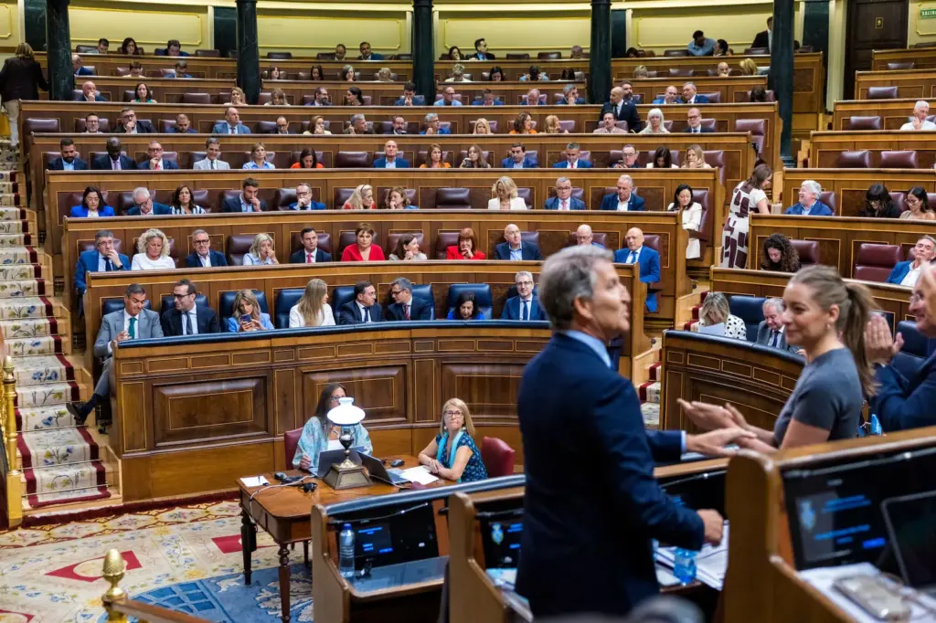 Feijóo accuses Sánchez of being "blackmailed" by Morocco and warns him: "He will pay before the justice"