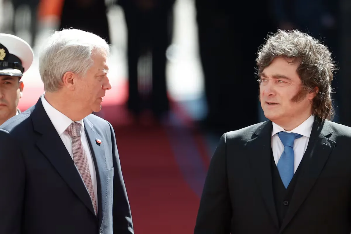 Kast: “Yo no habría dicho [lo de zurdos mugrosos], pero no voy a comentar las palabras de Javier Milei”