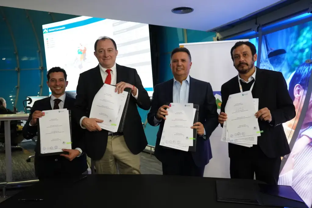 Aguas Andinas and the Ministry of Housing agree to expedite the approval of land for social housing