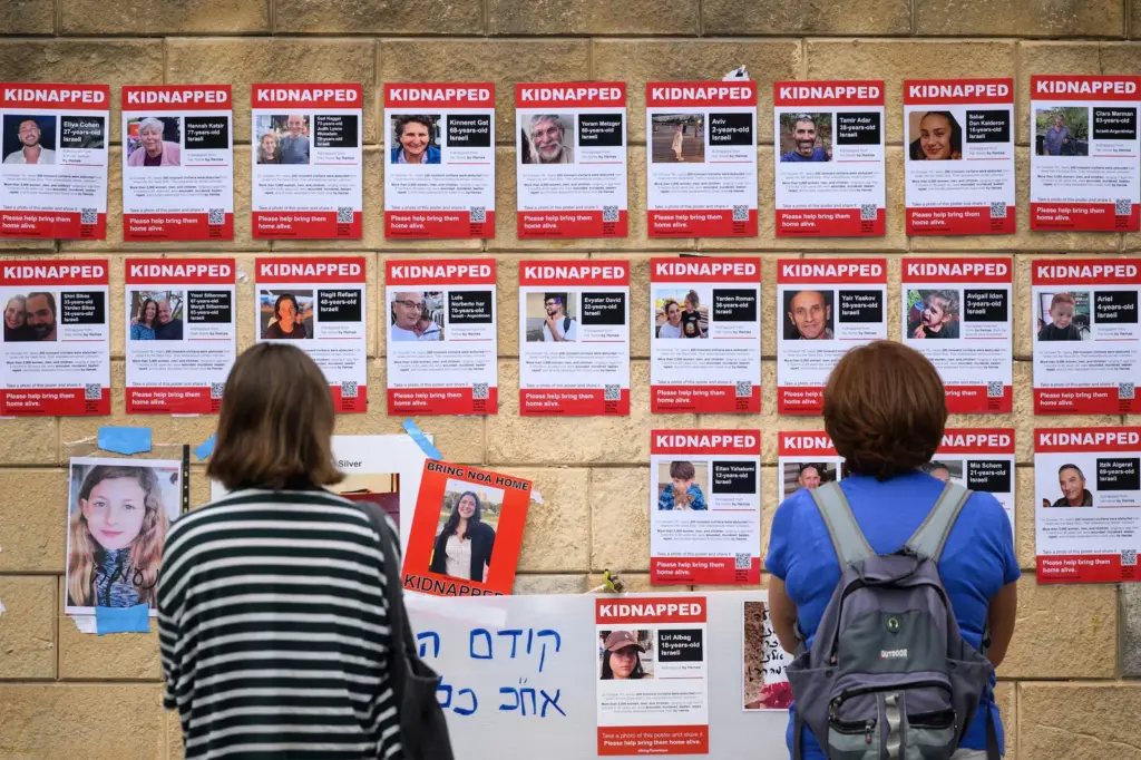 Netanyahu's political responsibility for Hamas attacks centers the pre-election debate in Israel