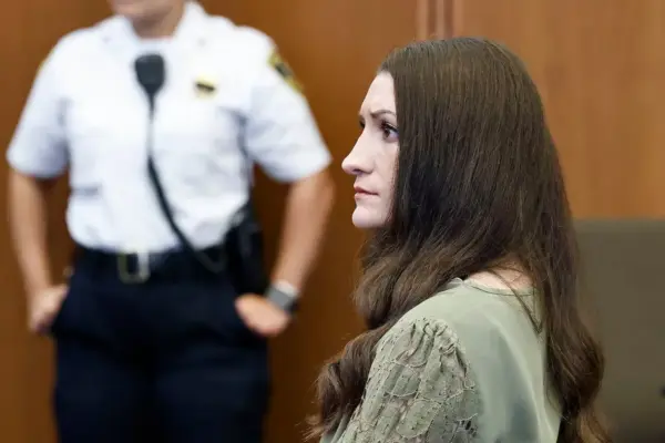 The trial of Lindsay Clancy for killing her three children is declared null due to jury deadlock