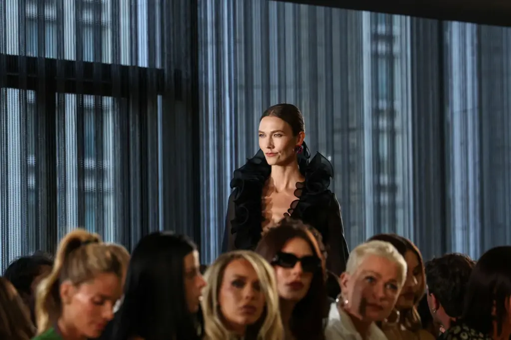 Wes Gordon recovers the splendor of 1980s New York where Carolina Herrera reigned for the first time