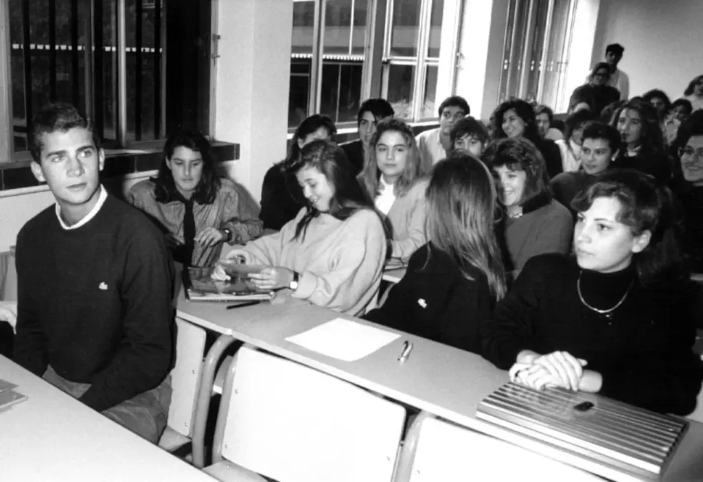 The Princess of Asturias begins her university life without the privileges stipulated in 1988 for her father