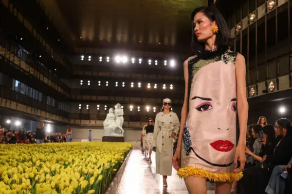 Wes Gordon recovers the splendor of 1980s New York where Carolina Herrera reigned for the first time
