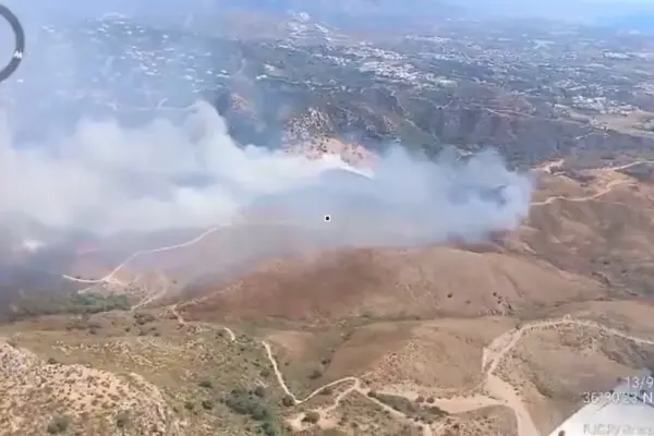 Confined a municipality in the mountains of Málaga due to a forest fire