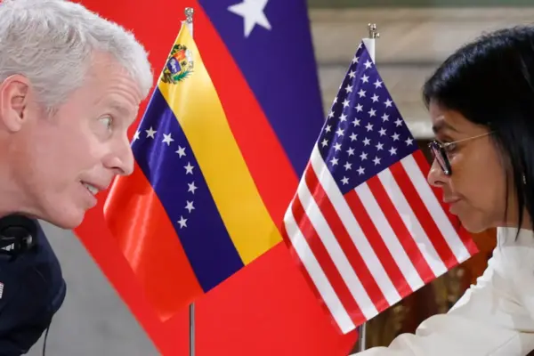 They have sold Venezuela with the Venezuelans inside