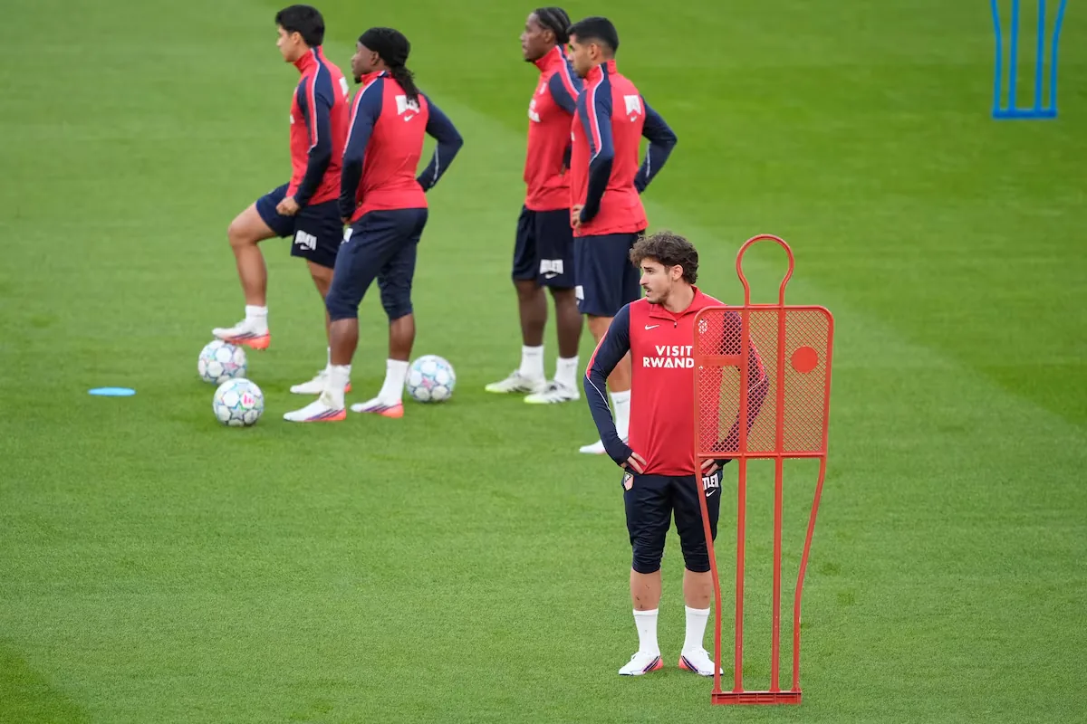 Liverpool - Atlético de Madrid, the Champions League match live | Cuti Romero and Julián Álvarez starters