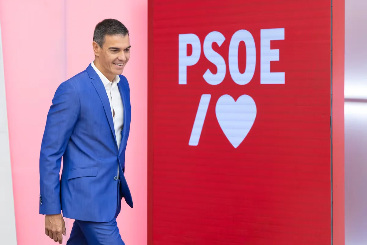 The Ceuta crisis punishes the PSOE with two points less, according to the CIS
