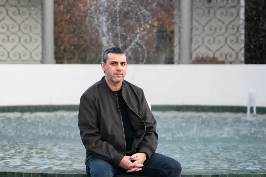 Frustration and fear of losing other rights among new Spaniards in South America