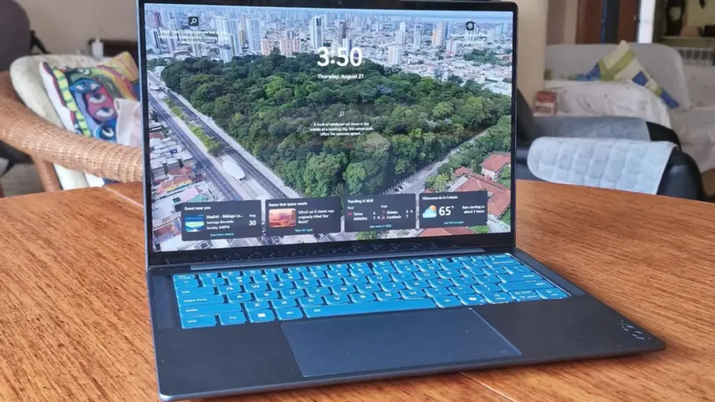 Thanks to its lightness, this laptop is very easy to carry.