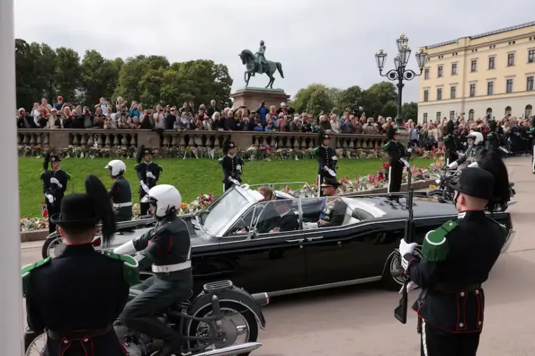 Haakon VIII sworn in as King of Norway before the Parliament