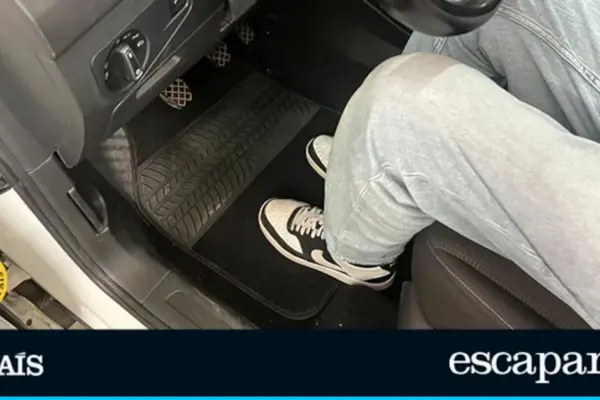 We tested four car mats and found out which one protects the vehicle floor best