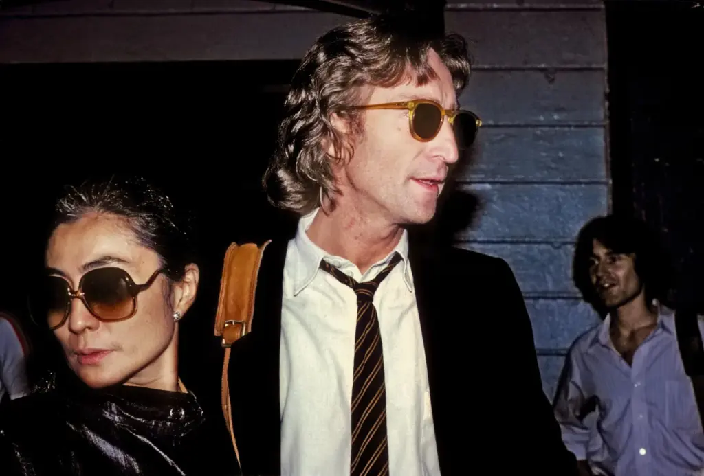 Photographer Roger Farrington publishes unpublished images of John Lennon's return to music in 1980