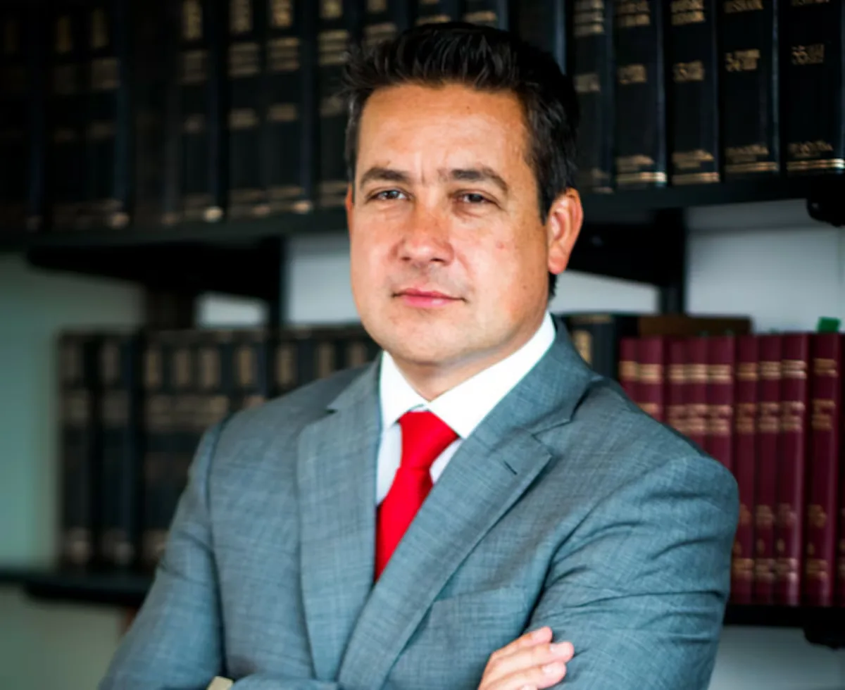 Chilean former prosecutor Vinko Fodich and three police officers arrested in an investigation for extortion kidnappings
