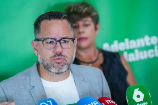 Adelante Andalucía will run in the general and municipal elections with its own brand: “If everyone gets under the wing of the PSOE Government, they will fall with it”