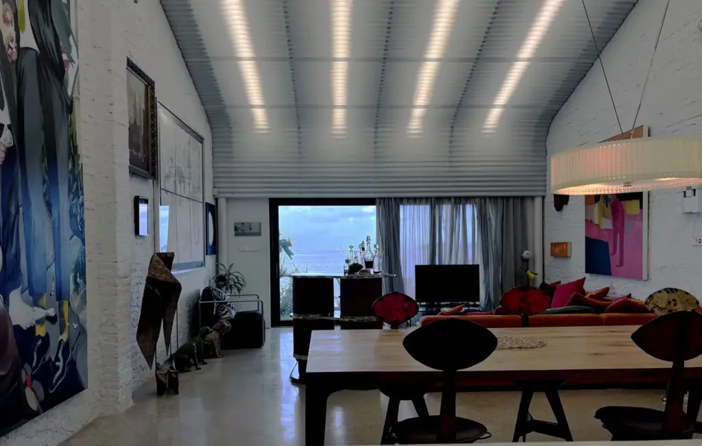 A shipping container turned into a home: story of the most special house in the Mar Menor