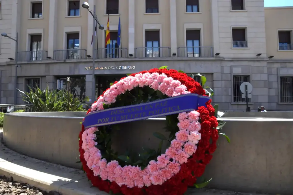 Open war in the Ceuta Delegation over border jump warnings traps the Government in a new clash of versions