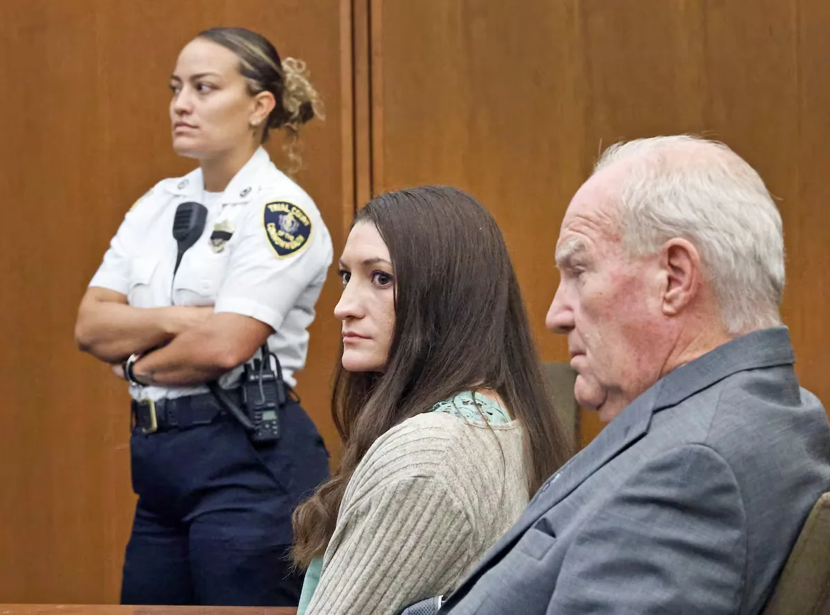 One of the jurors in the Lindsay Clancy case disagrees with the other 11 and there is no verdict, what happens if the deadlock continues?