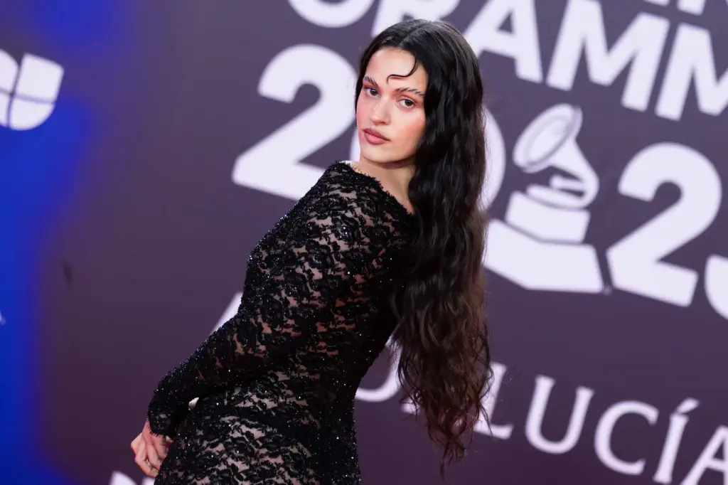 Las nominaciones de los Latin Grammys 2026 dejan ausencias, sorpresas y polémicas: ¿es Rosalía una artista latina?