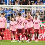 Valencia comes back to life in Mendizorroza and earns its first win of the season