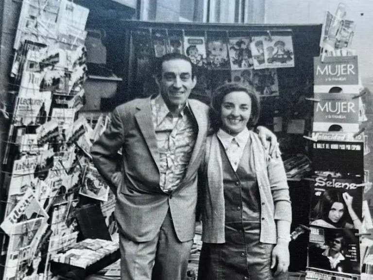The final chapter of one of the neighborhood's last kiosks: Antonio retires and leaves the three-generation business in limbo