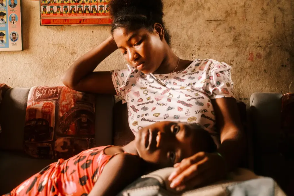 Orphan and mother of four siblings at 18: the life of Heidy Rojas after the earthquake in Chocó
