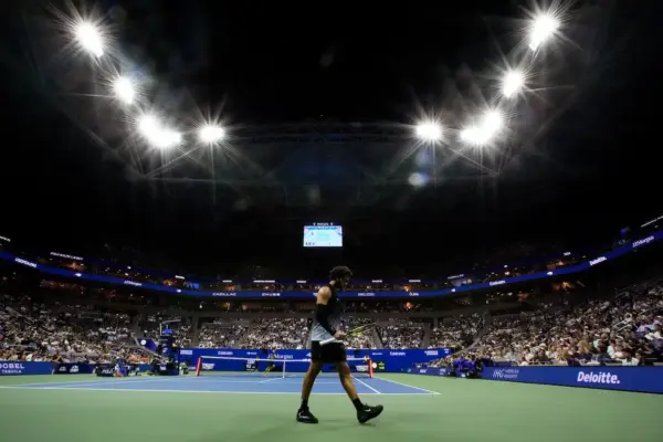 Untimely tennis, an absolute nonsense